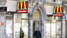 McDonald's p�ed libereckou radnicí sídlil u� od roku 1993.