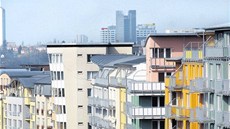Investo�i cht�jí stav�t, ale tém�� není kde. Proto berou zavd�k i mén� zajímavými lokalitami