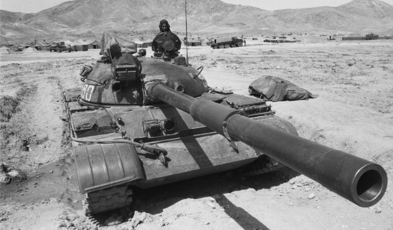 Sovtské tanky vjely do Afghánistánu poprvé v roce 1979 a odstartovaly deset...