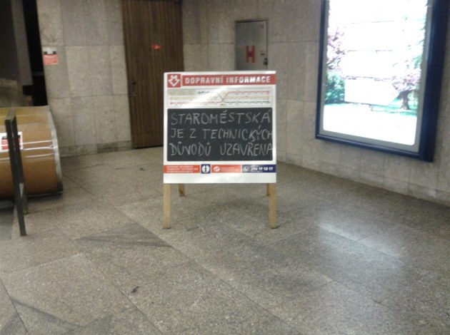 Staromstskou metro pouze projídlo.