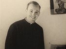 Nový pape se smje na archivní fotografii z roku 1966.