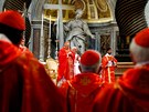Kardinál Angelo Sodano slouí mi pro ostatní kardinály, kteí dnes zaínají