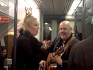 Kim Wilde zpívala i ve vlaku.