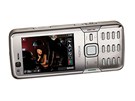 Nokia N82 mla klasickou konstrukci, výbavu typu N95 a k tomu navrch xenonový