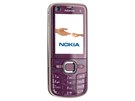 Nokia 6220 Classic se vyznaovala výbornou výbavou s xenonovým bleskem,