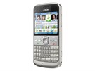 Nokia E5 byl poslední levný symbianový qwerty model
