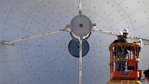 Příprava projektu ALMA v Chile (12. března 2013).