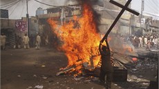 Muslimské nepokoje v pákistánském Láhauru (10. bezna 2013)