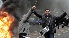 Protesty zam�stnanc� PSA Peugeot Citroën (18. b�ezna 2013)