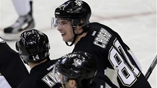 Pittsburský útoník Sidney Crosby se usmívá po gólu, který dal Bostonu. 