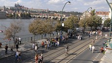 Smetanovo nábřeží v Praze bez automobilové dopravy