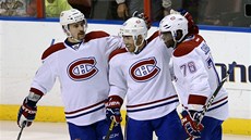 Montrealtí hokejisté (zleva) Tomá Plekanec, Francis Bouillon a P. K. Subban