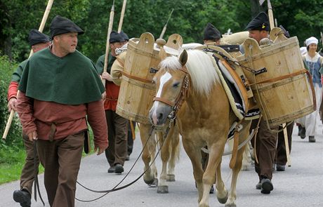 Karavana soumar míící z Pasova do Prachatic bývá tradiní souástí Slavností