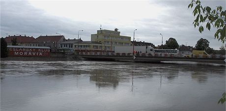 eka Morava kulminuje v Uherskm Hraditi (19. kvtna 2010)