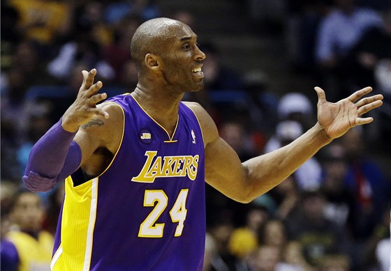 NESPOKOJENÝ A ZRANNÝ. Opoutl halu v Milwaukee lídr Los Angeles Lakers Kobe