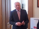 Exprezident Václav Klaus pedstavil novinám prostory svého nového Institutu
