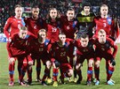 etí fotbalisté pózují ped kvalifikaním zápasem v Olomouci proti Dánsku.