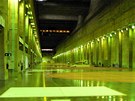 Itaipu, nejvtí vodní elektrárny svta - tato chodba uvnit elektrárny je...