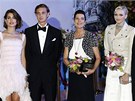 Charlotte Casiraghi, její bratr Pierre a matka, monacká princezna Caroline se...