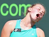 NELO TO. Kateina Siniakov prohrla pi premie na okruhu WTA v prvnm kole