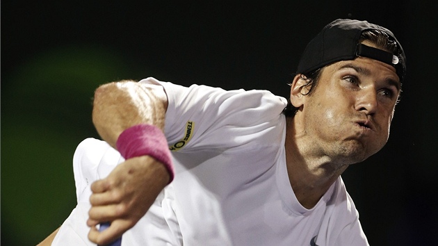 Tommy Haas ve tvrtfinále turnaje v Miami v pohod rozdrtil Gillese Simona.