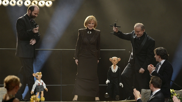 Helena �t�chov� na vyhla�ov�n� cen Th�lie