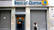 Zavená poboka kyperské banky Bank of Cyprus.
