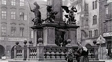 Barokní sloup stál na Staroměstském náměstí od roku 1650 do roku 1918. Pražská radnice chce na náměstí vztyčit jeho kopii.