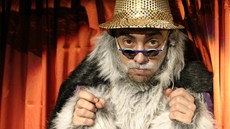 Snímek z nové inscenace Divadla Alfa Ptej se Pro�? aneb Sv�t podle K�e�ka.