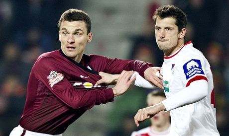 Ve fotbalové lize se o titulu rozhodne velmi pravdpodobn mezi Plzní a Spartou.
