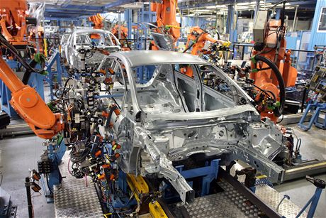 Továrna Fordu v Kolín nad Rýnem, kde se vyrábí model Fiesta.