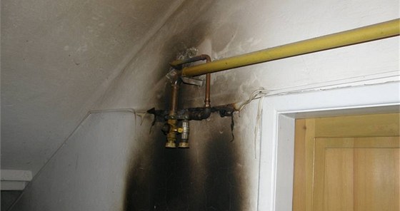 Zlodj odmontoval uzávry plynu ve dvou prázdných domech, do jednoho z nich se kvli tomu vloupal. Ilustraní snímek