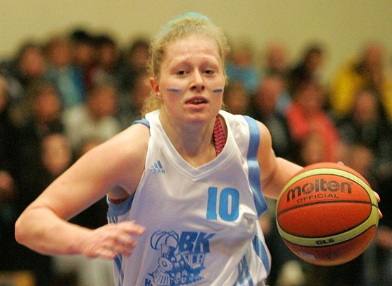 Eva Mouková, basketbalistka Karlových Var