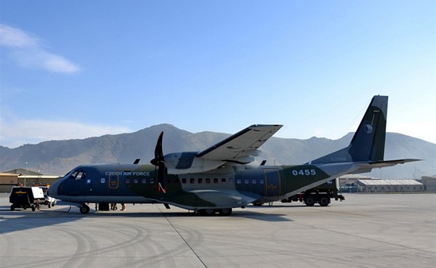 Chybí nám velkokapacitní letadlo, zjistila armáda po afghánské evakuaci