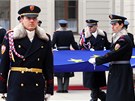Prezident Milo Zeman a pedseda Evropské komise José Manuel Barroso spolen