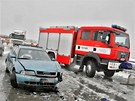 Hasii zasahují u dopravní nehody na Olomoucku. (3. dubna 2013)