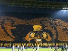 CHOREO Po stopách ztraceného poháru. Fanouci fotbalist Dortmundu vítají hráe