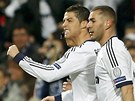 VEDEME! Cristiano Ronaldo z Realu Madrid (vlevo) slaví svj gól do sít
