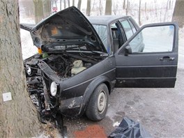 Smrteln nehoda mezi Teplicemi n. Met. a Bohdanem na Broumovsku.