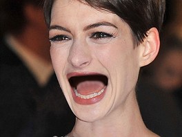Anne Hathawayová bez zub