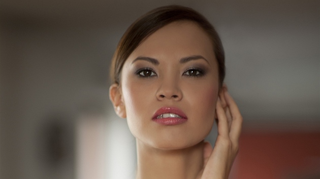 MISS POD LUPOU: �esk� Miss Earth 2013 Monika Leov� 