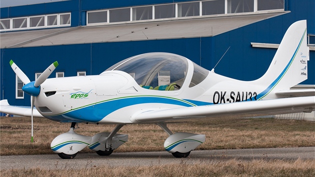 SportStar Epos je sportovn dvoumstn letadlo, kter m dky elektropohonu ni provozn nklady i hlunost a nulov emise CO2.