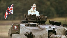 Premiérka Margaret Thatcherová navtívila britské vojáky na základn v nmeckém...