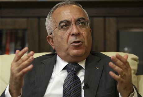Palestinský premiér Salám Fajad pedal svou rezignaci prezidentu Mahmúdu