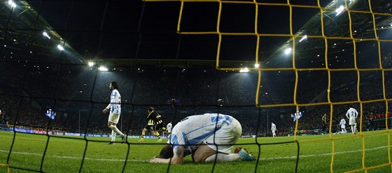 NÁSKOK I POSTUP JSOU PRY. Fotbalisté Málagy práv dostali od Dortmundu gól na