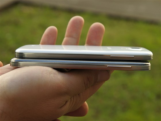 Samsung Galaxy S 4 - porovnání barevných variant