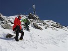 Ondej Moravec pi výstupu na Silvrettahorn (3 147 m) v pohoí Silvretta na...