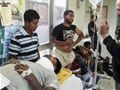 Nkolik pisthovalc odvezli zdravotníci do nemocnice, ádný není v kritickém