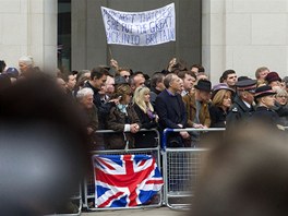 Poslední rozlouení s bývalou britskou premiérkou Margaret Thatcherovou. (17....