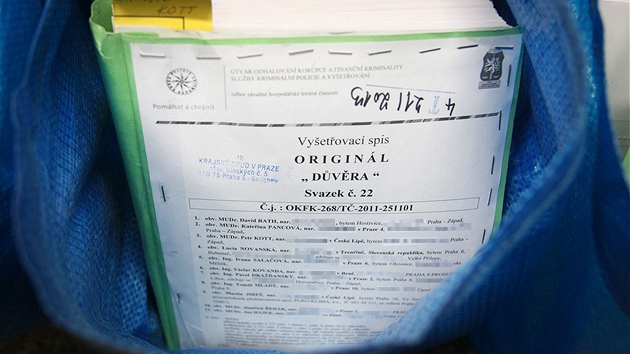 Dokumenty v kauze Davida Ratha mají dohromady 103 svazků.